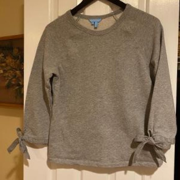 Draper James Sweatshirt with Tie Details - Picture 2 of 9